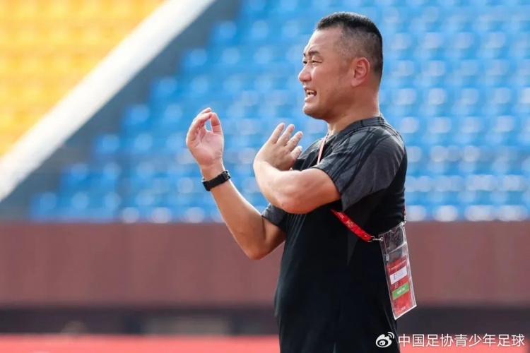 上村健一:中国足球只要坚持就有希望 青训可尝试推行区域联赛制